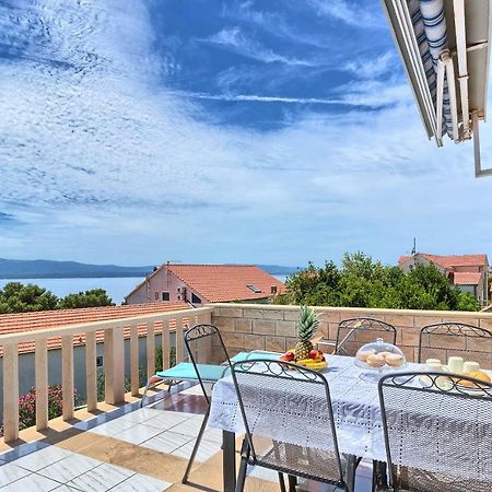 Lantana Apartment Bol Dış mekan fotoğraf