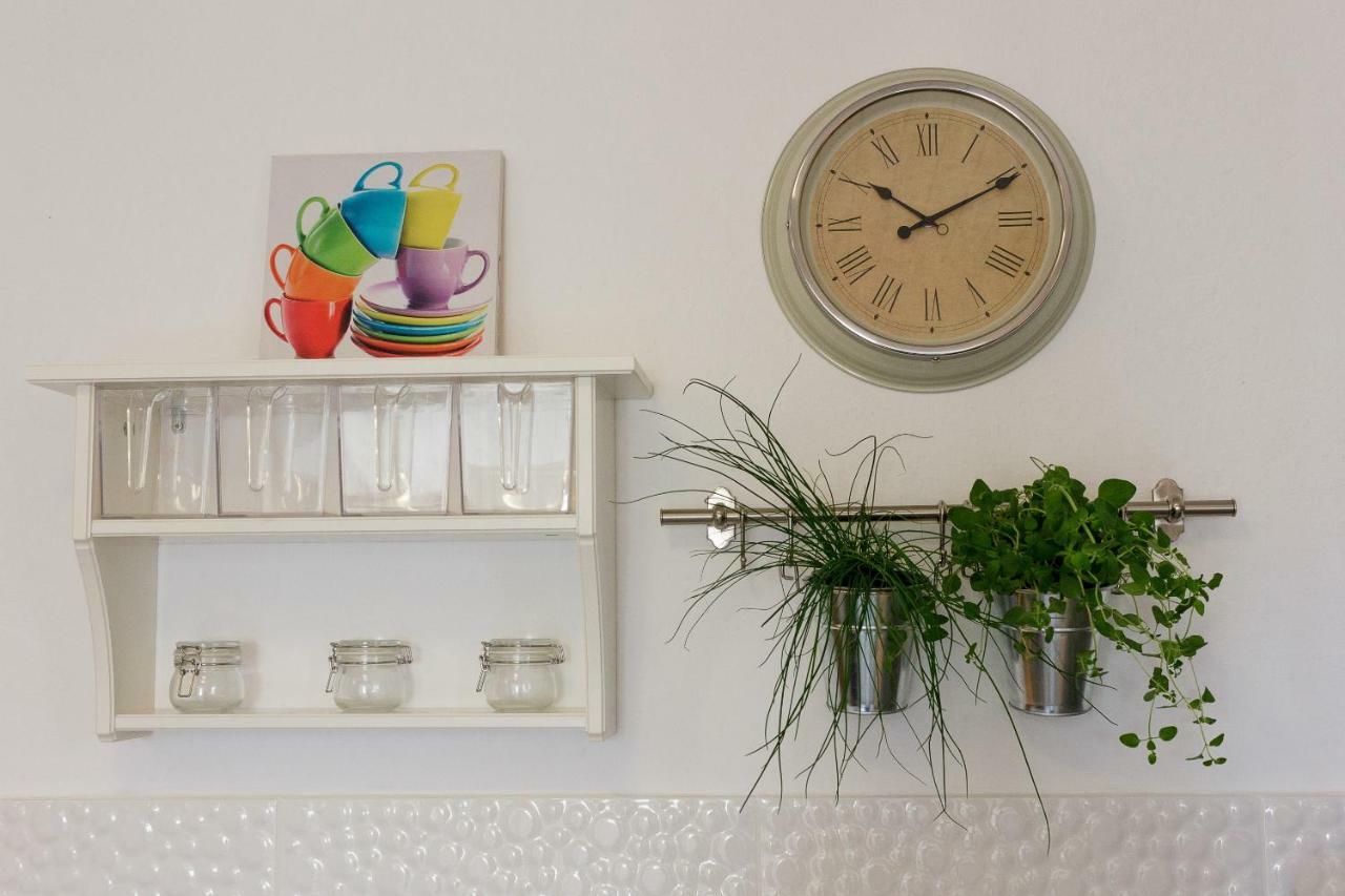 Lantana Apartment Bol Dış mekan fotoğraf
